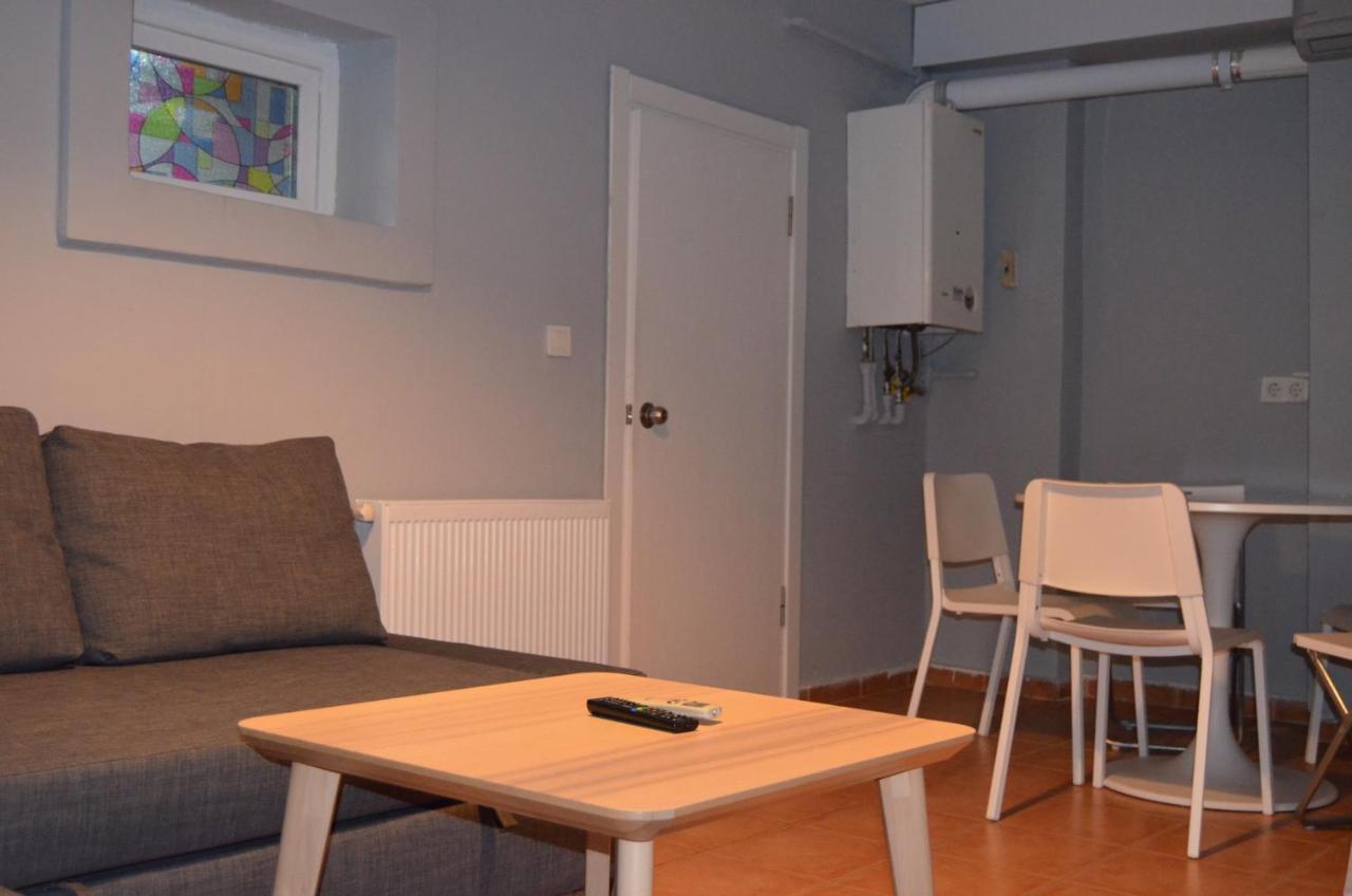 Newly Renovated Cozy Stay O-5 In Taksim Istanbul Bagian luar foto