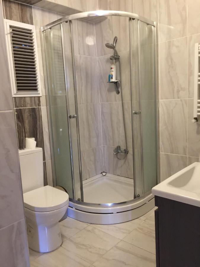 Newly Renovated Cozy Stay O-5 In Taksim Istanbul Bagian luar foto